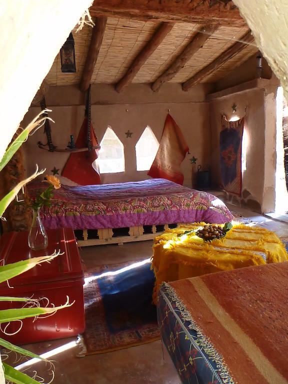 Le Chant Des Palmiers Agdz Bagian luar foto