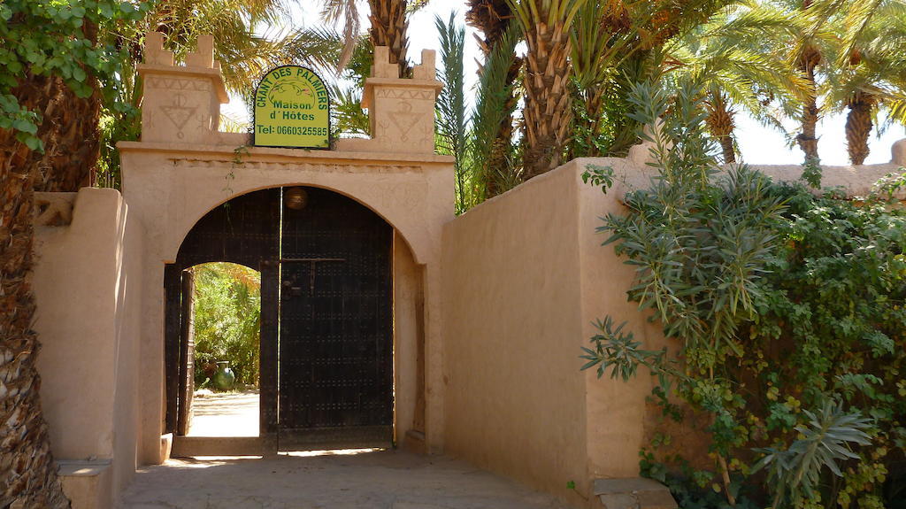 Le Chant Des Palmiers Agdz Bagian luar foto