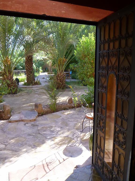 Le Chant Des Palmiers Agdz Bagian luar foto